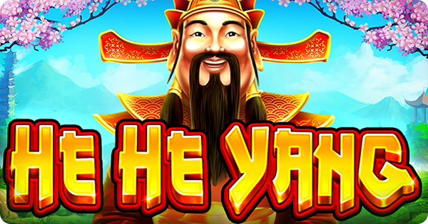 Logotipo do jogo 'He He Yang' da RubyPlay, apresentando uma figura tradicional chinesa masculina, possivelmente um imperador ou divindade, com um chapéu dourado e barba preta longa, sorrindo gentilmente. A palavra 'He He Yang' é escrita em letras grandes e douradas com bordas vermelhas. O fundo mostra montanhas distantes, um templo chinês e flores de cerejeira cor-de-rosa, sugerindo um caça-níqueis com tema da cultura chinesa e boa sorte.