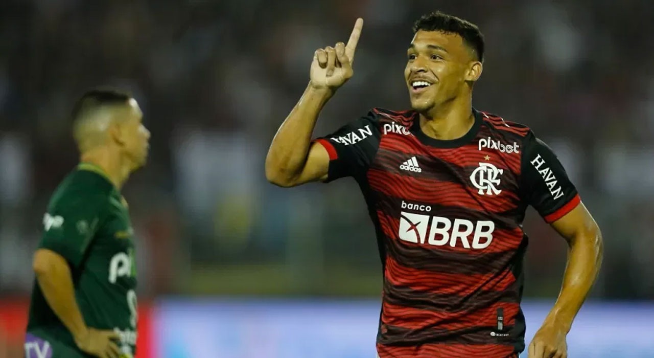 Quinta-feira (12/1) - Com sub-20, Fla estreia no Estadual do RJ contra o Audax