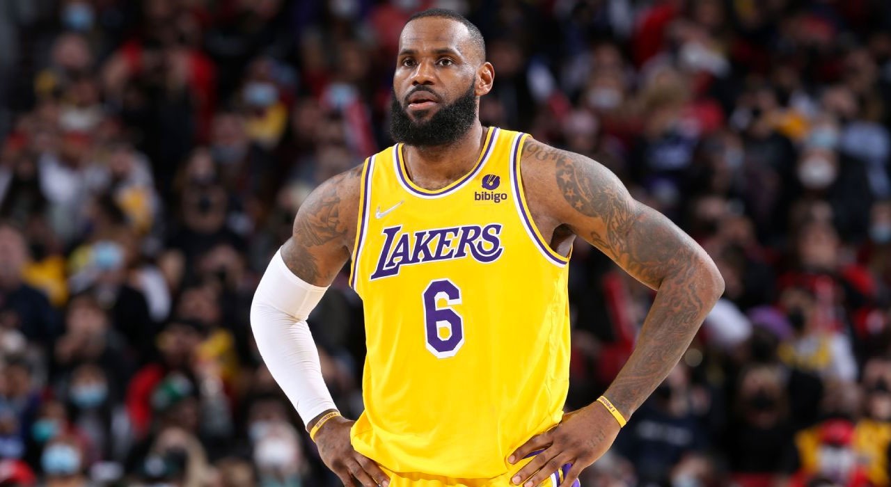 Terça-feira (7/2) - LeBron James pode bater hoje recorde histórico da NBA