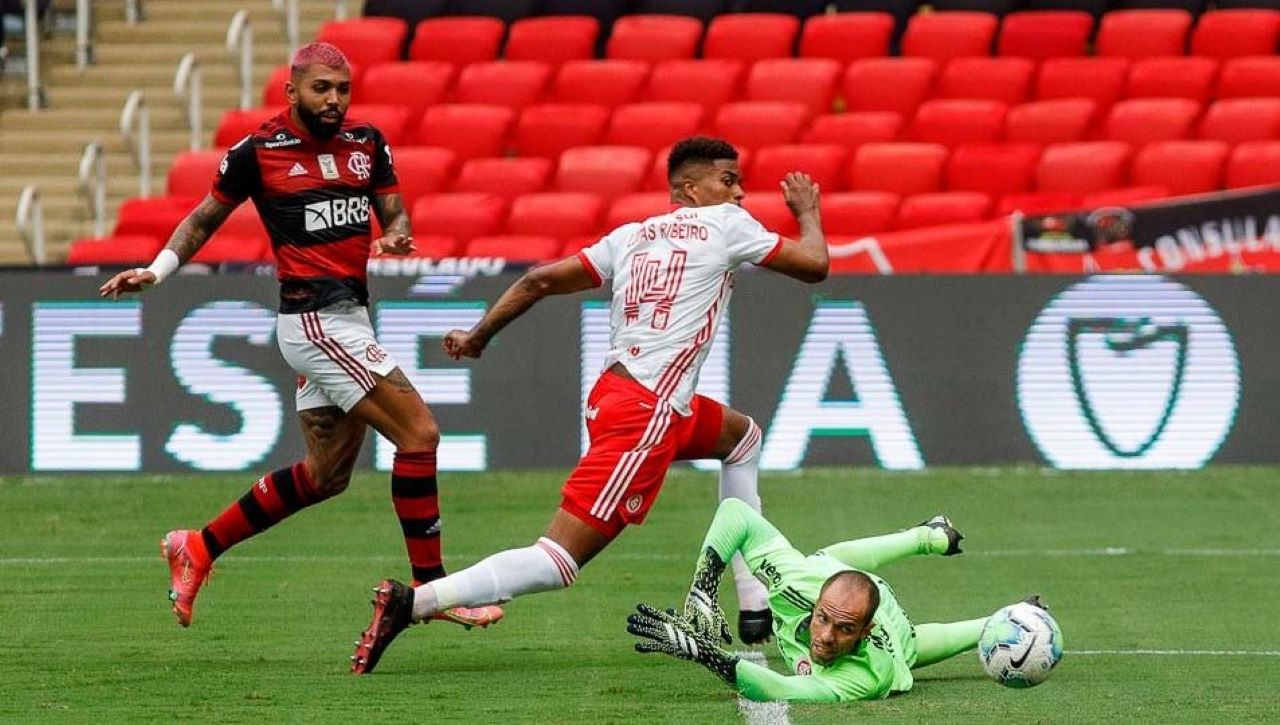 Sábado (26/agosto) - No Maracanã, Fla encara o Inter para seguir no top 3 do BR-23