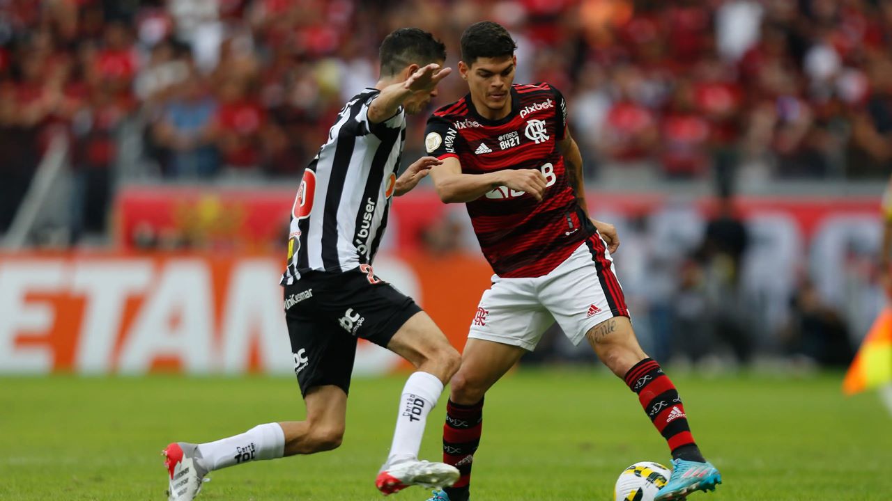 Quarta (29/11) - Fla x Galo fazem jogo de top 4 do Brasileirão