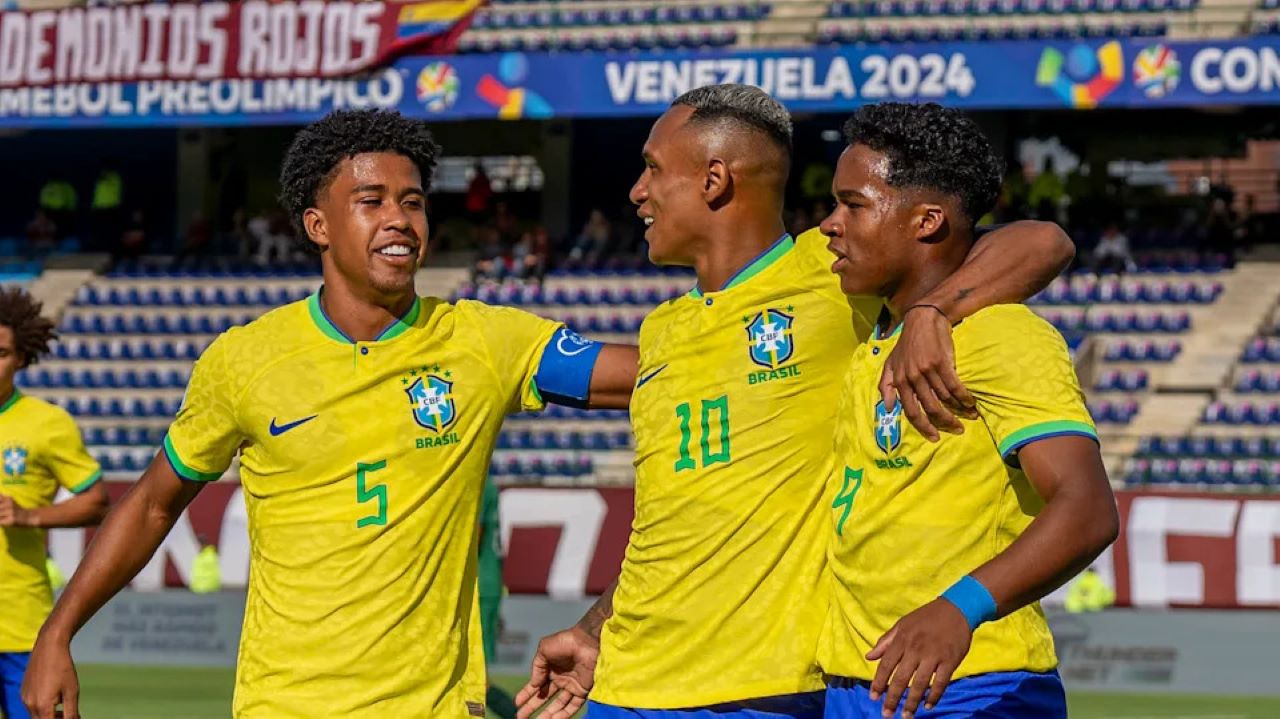 Segunda (29/1) - Brasil x Equador pela ponta no Pré-Olímpico
