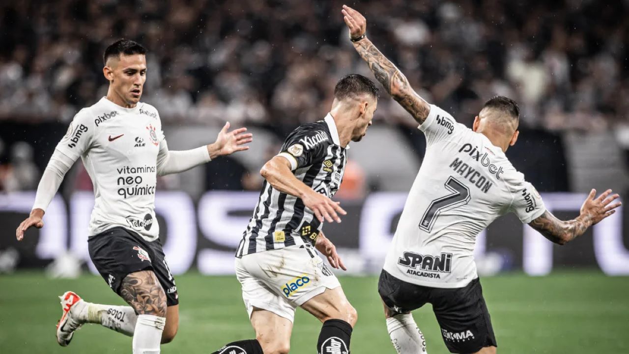 Quarta (7/2) - Santos pega Timão em clássico na Vila Belmiro